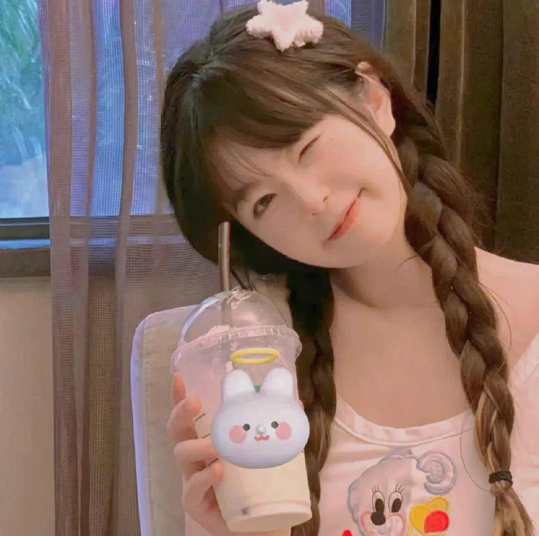 白小姐